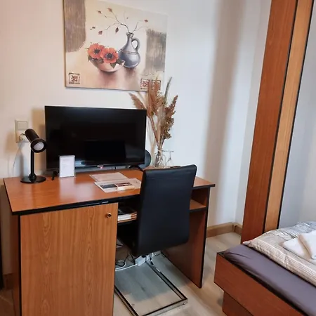 Uma-dres 3* Lichtenstein (Saxony)